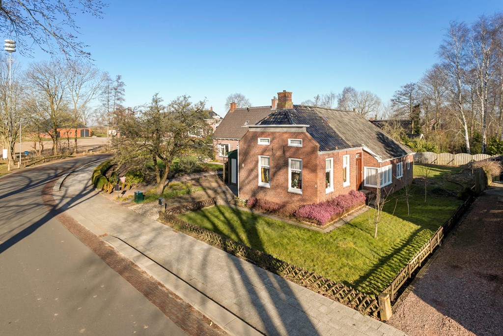 Meedhuizen, Maarlaan 4 image
