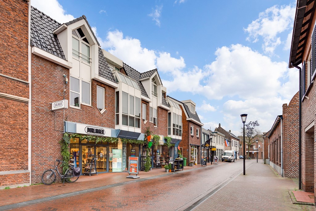 Nederweert, Kerkstraat 32--36b image
