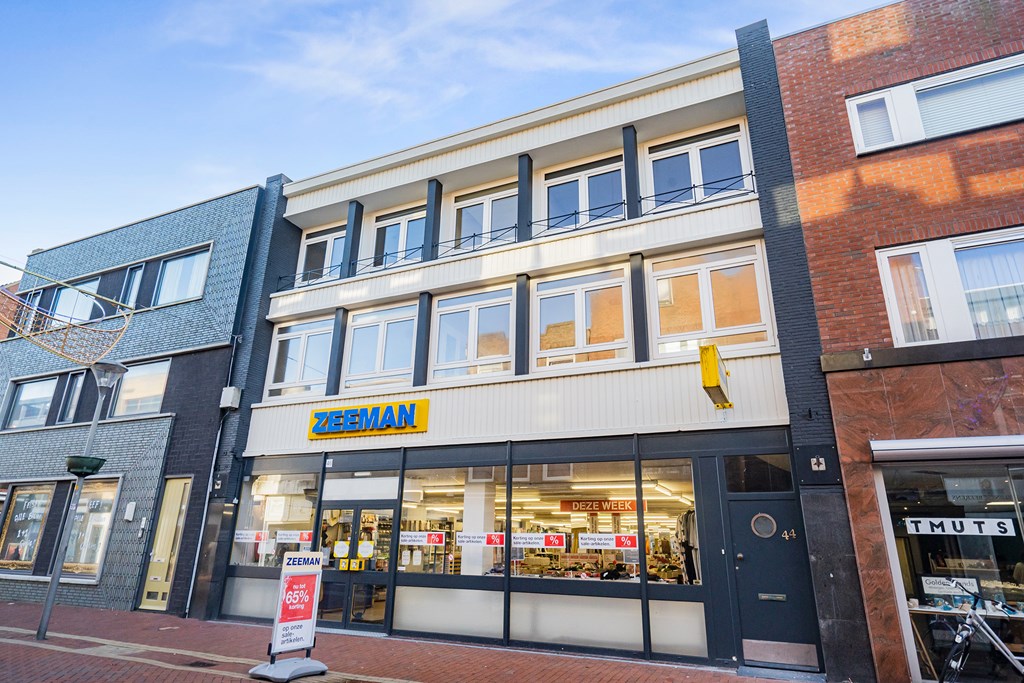 Den Helder, Spoorstraat 44 , 46 image