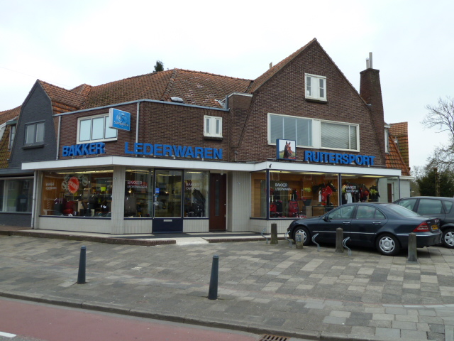 Image of Hilversum, Gijsbrecht van Amstelstraat 67 / Eikbosserweg 77