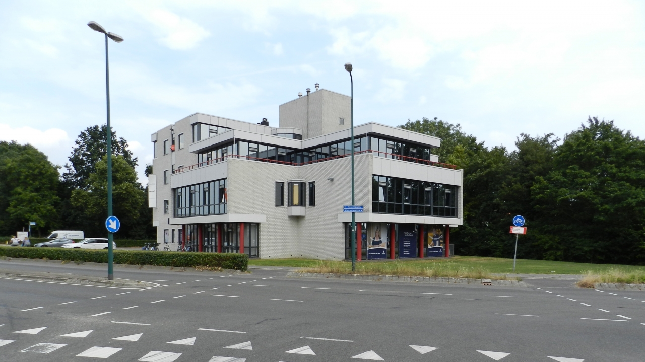 Image of Woerden, Lindenhof 1-8