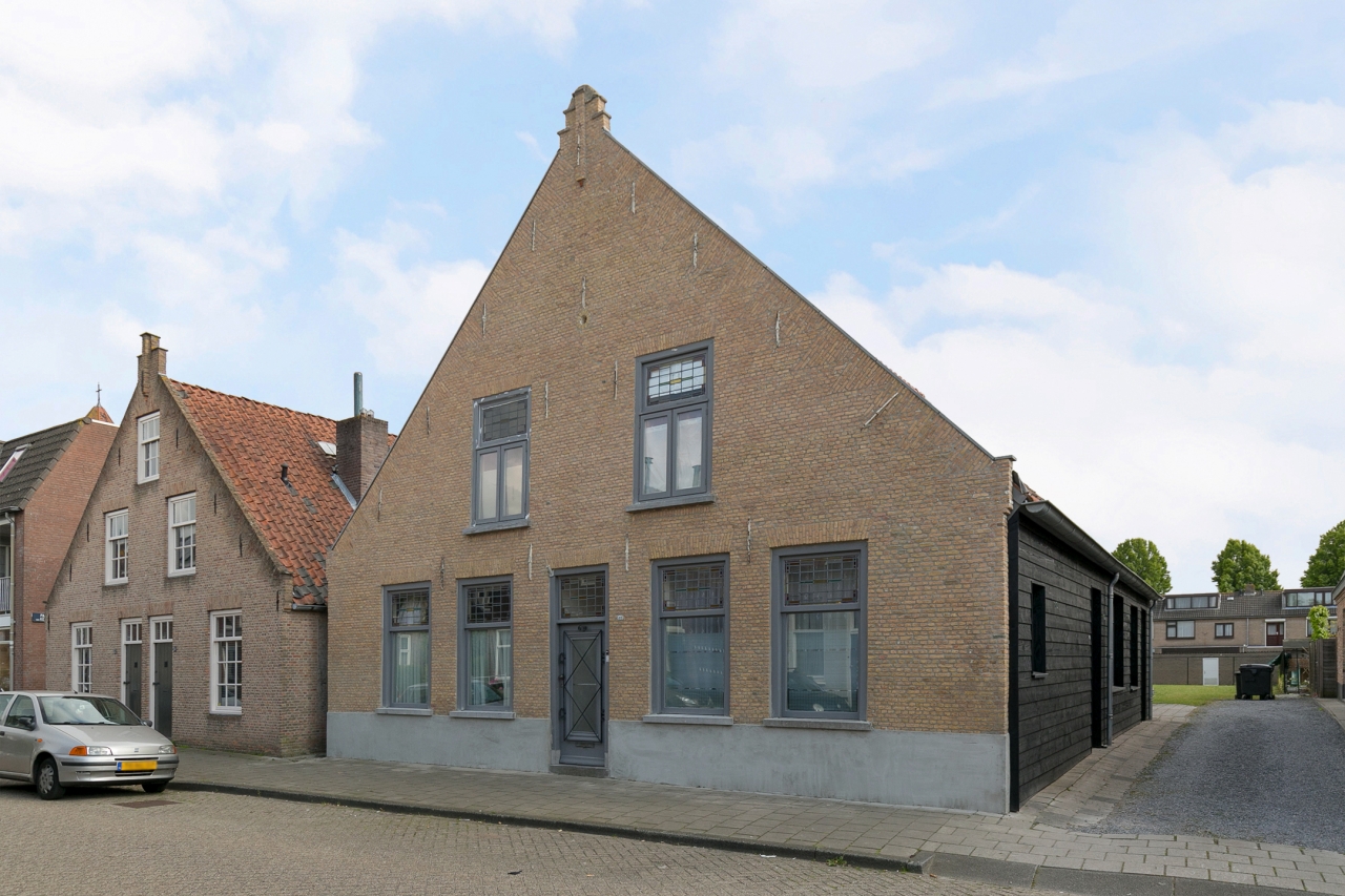 Image of Waalwijk, Grotestraat 48 & 48a