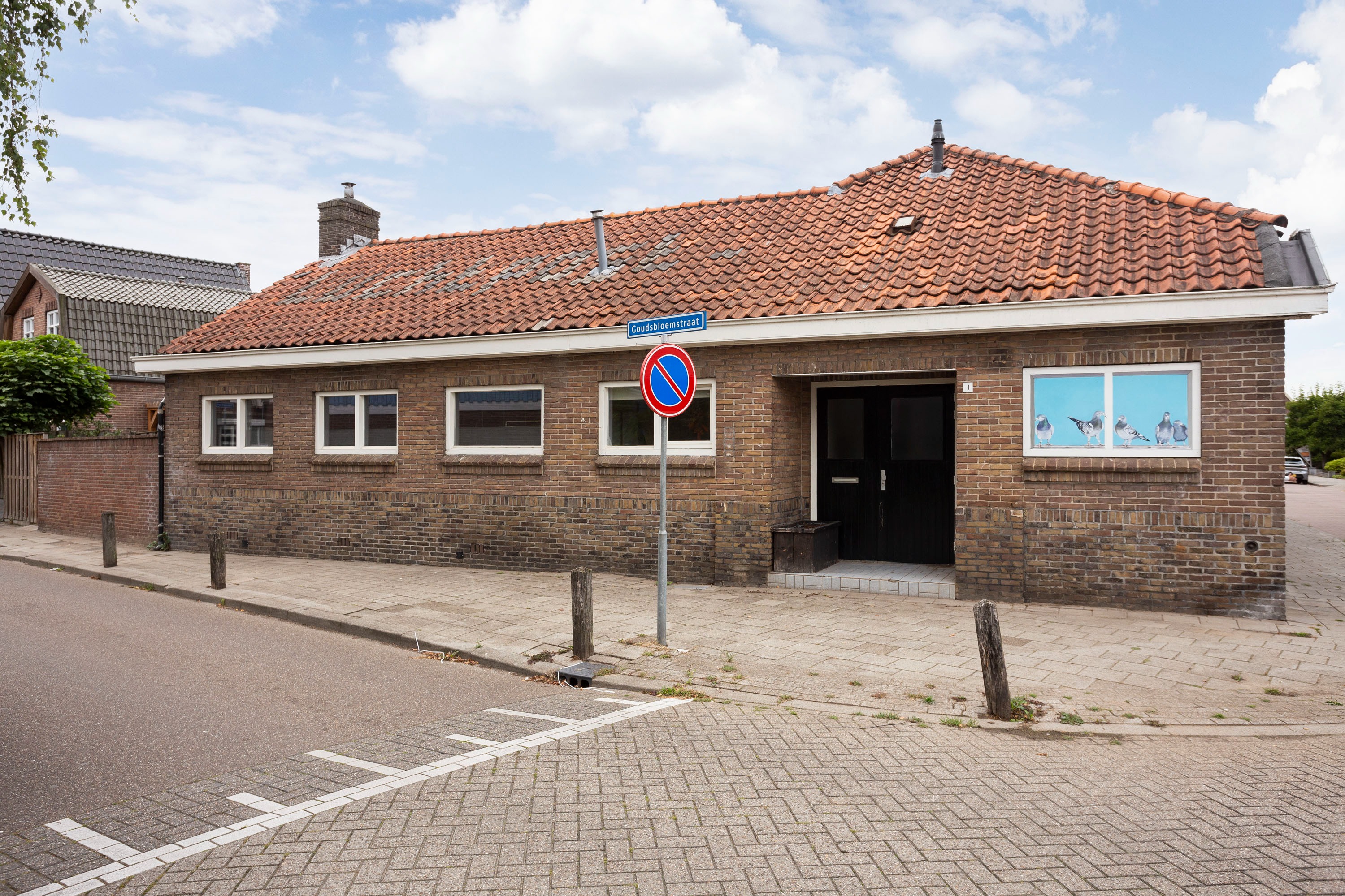 Almelo, Goudsbloemstraat 1 image