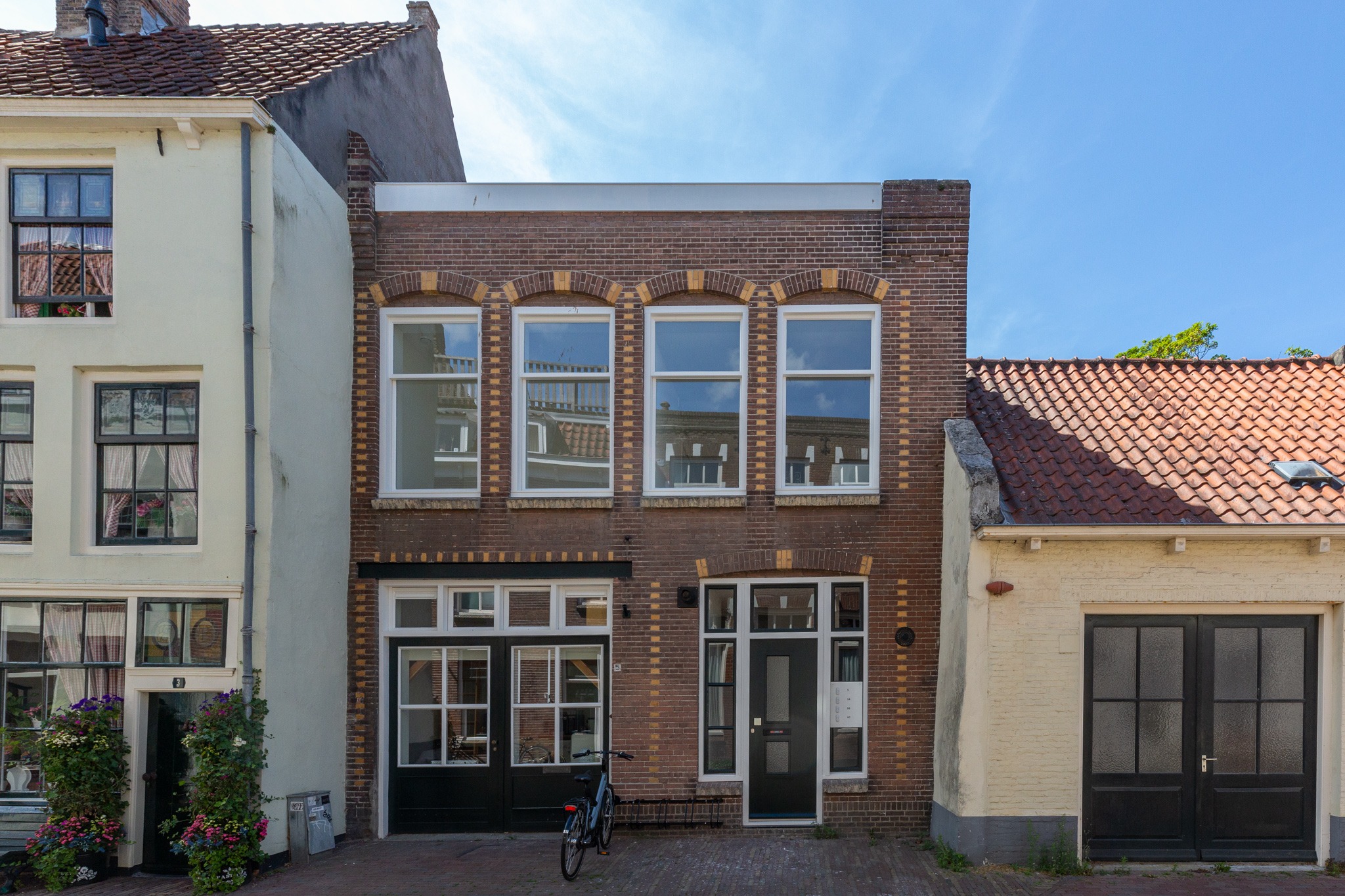 Middelburg, Bree 5 a, b en c image