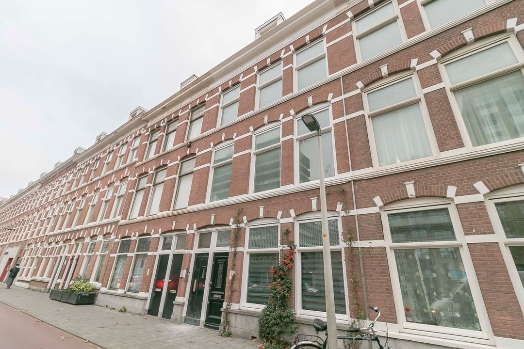 Den Haag, Loosduinsekade 22 image