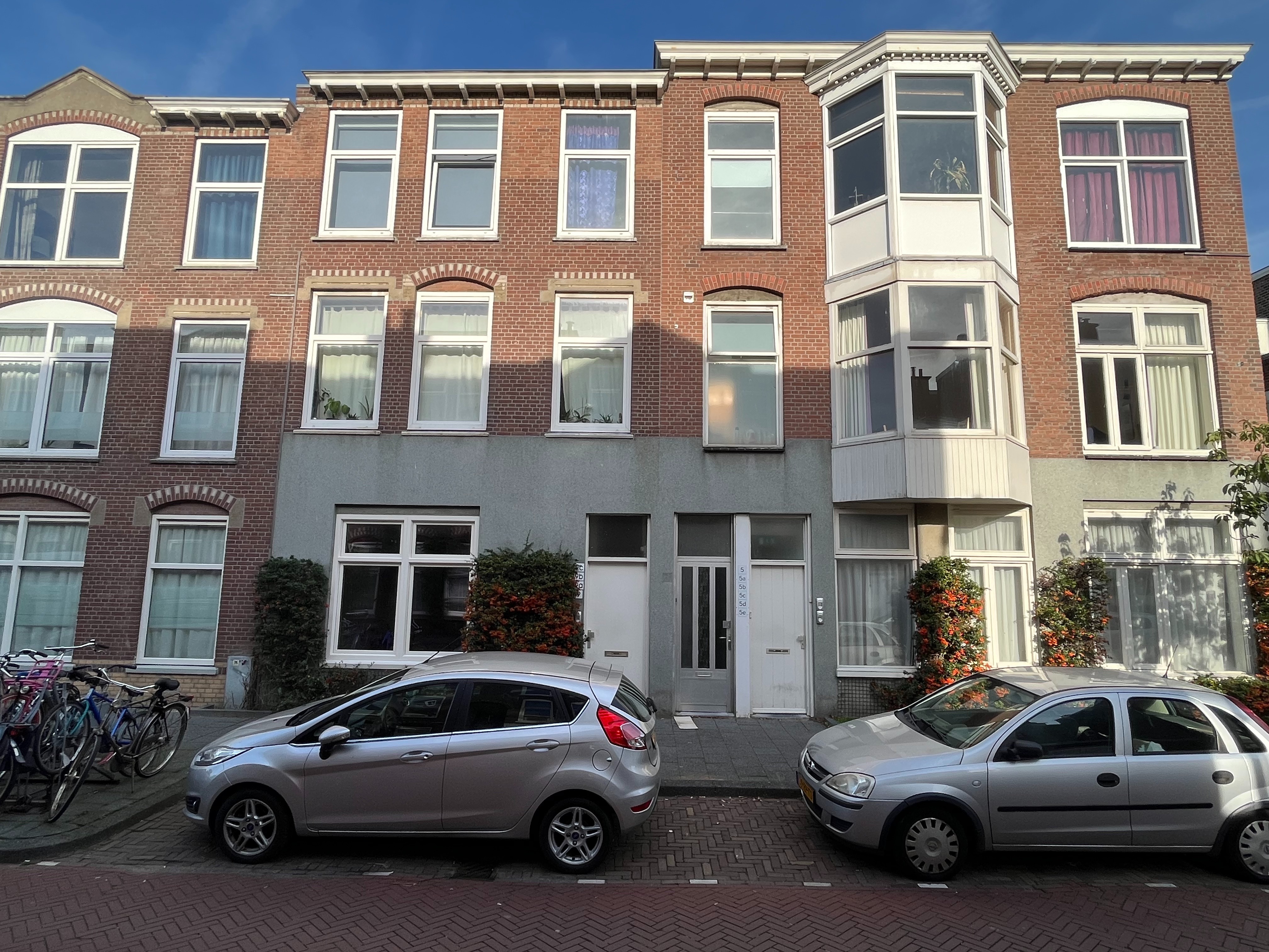 Den Haag, Jasmijnstraat 9 A, B & C image