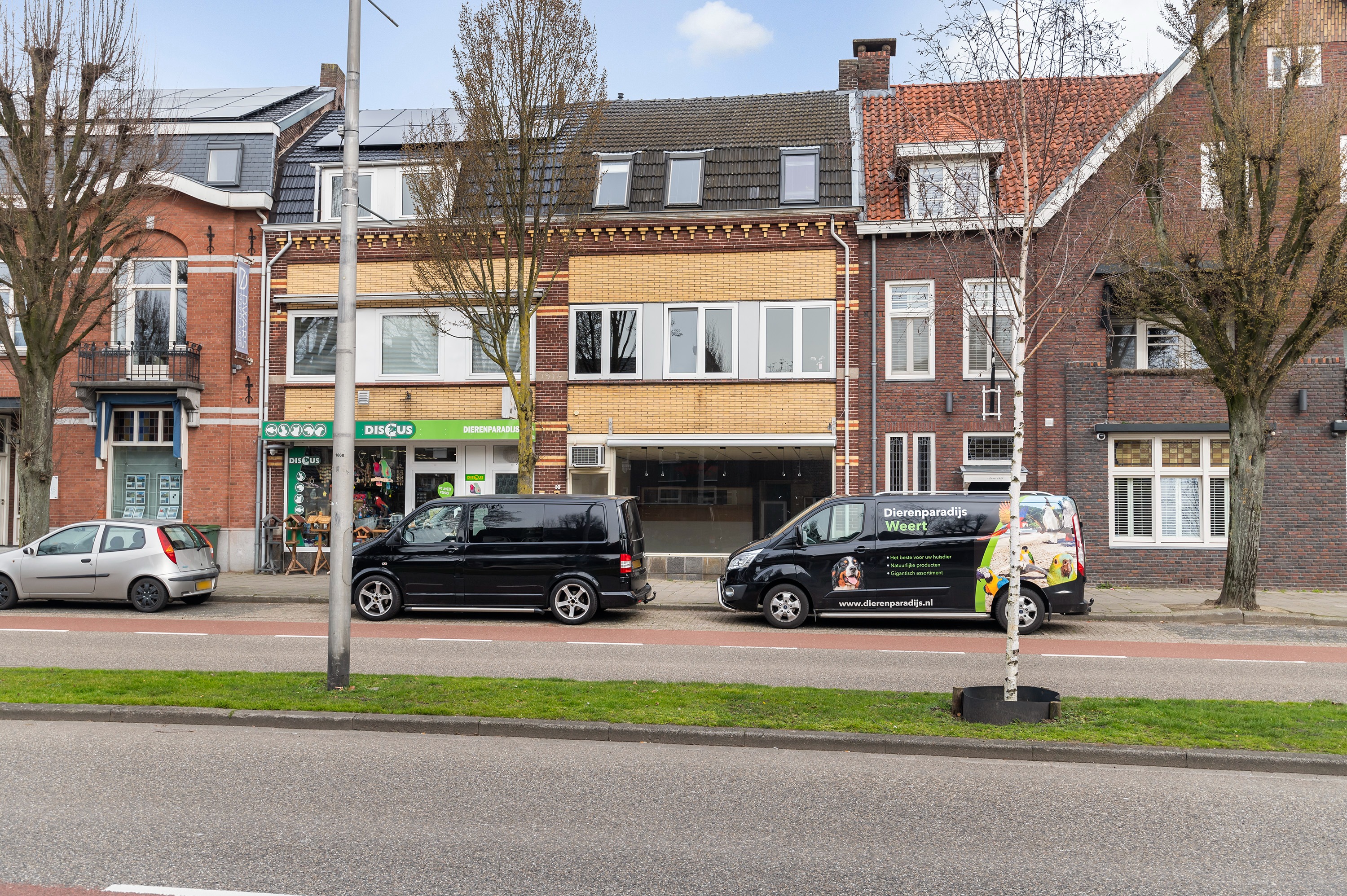 Weert, Emmasingel 13 image