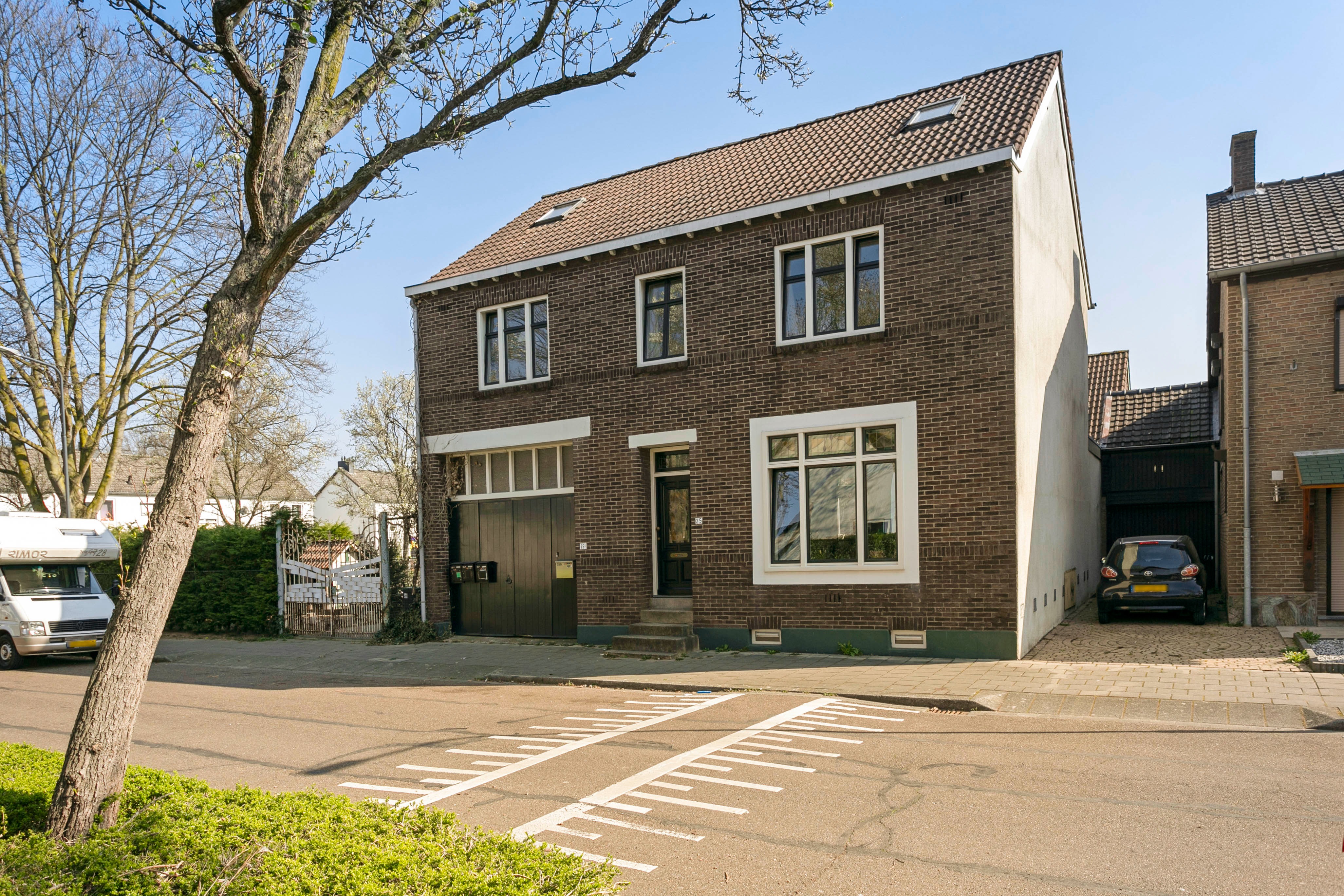 Sittard, Oude Heiweg 25 25A, 25B, 25C, 25D image