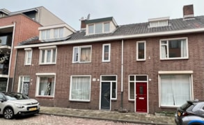 Tilburg, Paus Adriaanstraat 25 image
