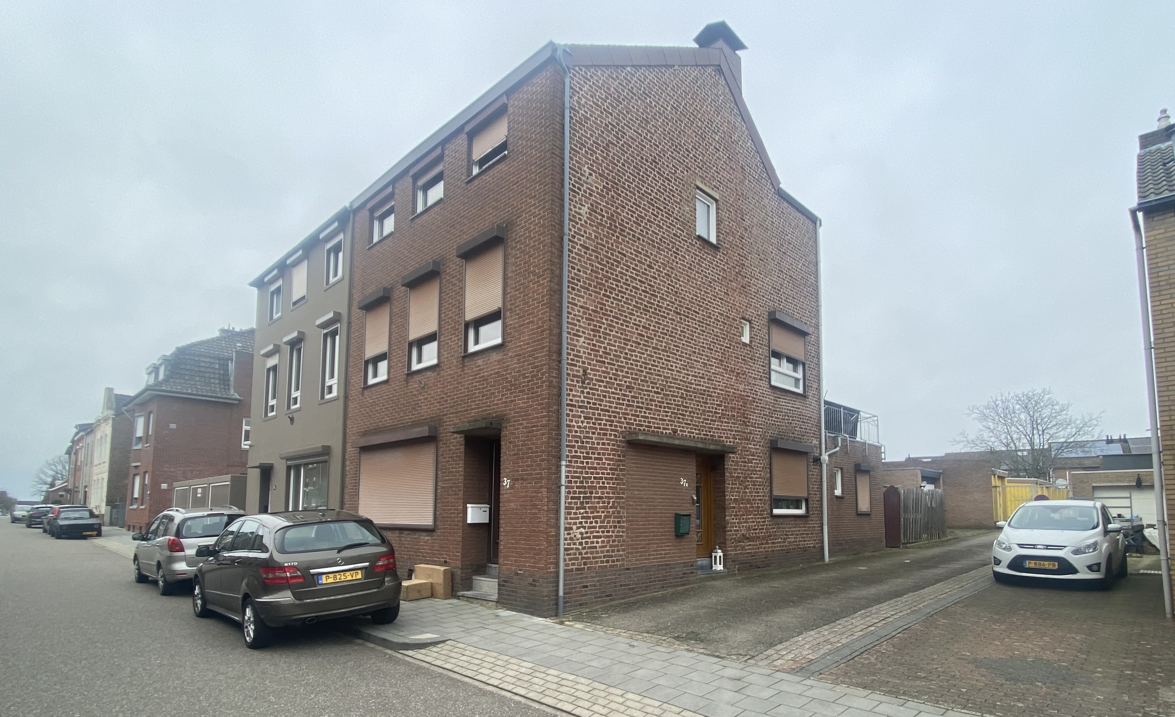 Kerkrade, Pricksteenweg 37 & 37A image
