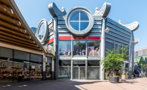 Spijkenisse, Uitstraat 113 , 115 & 117 image