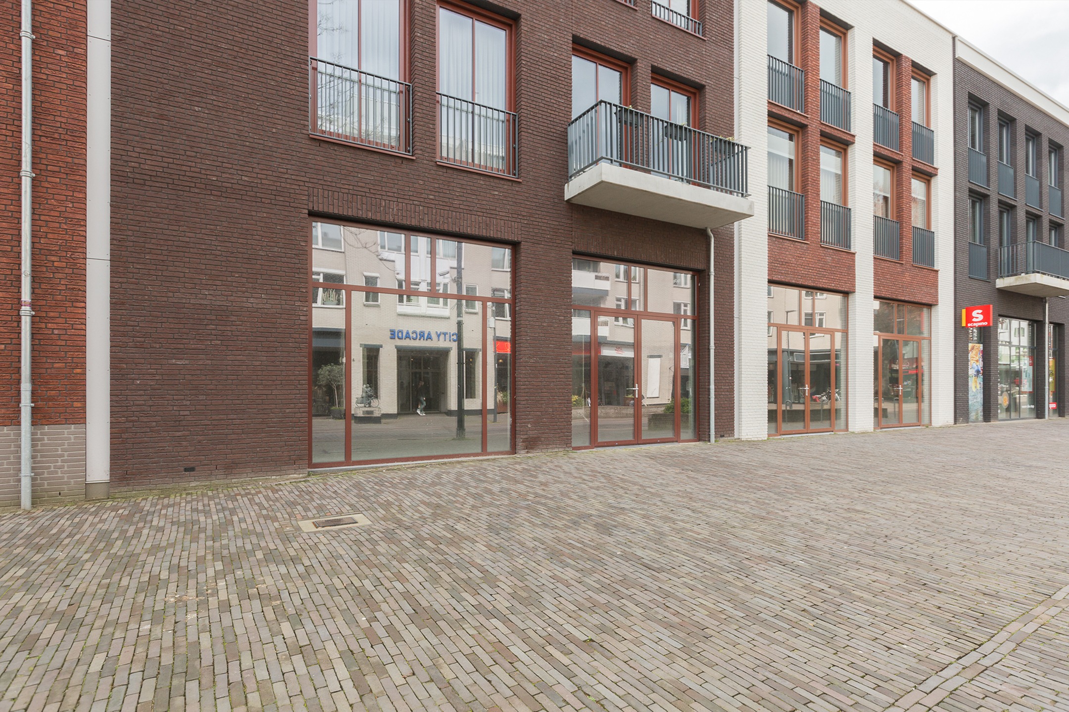Alphen aan den Rijn, Van Boetzelaerstraat 10 B image