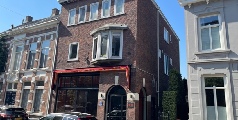 Breda, Ginnekenweg 230 BG, A & B image