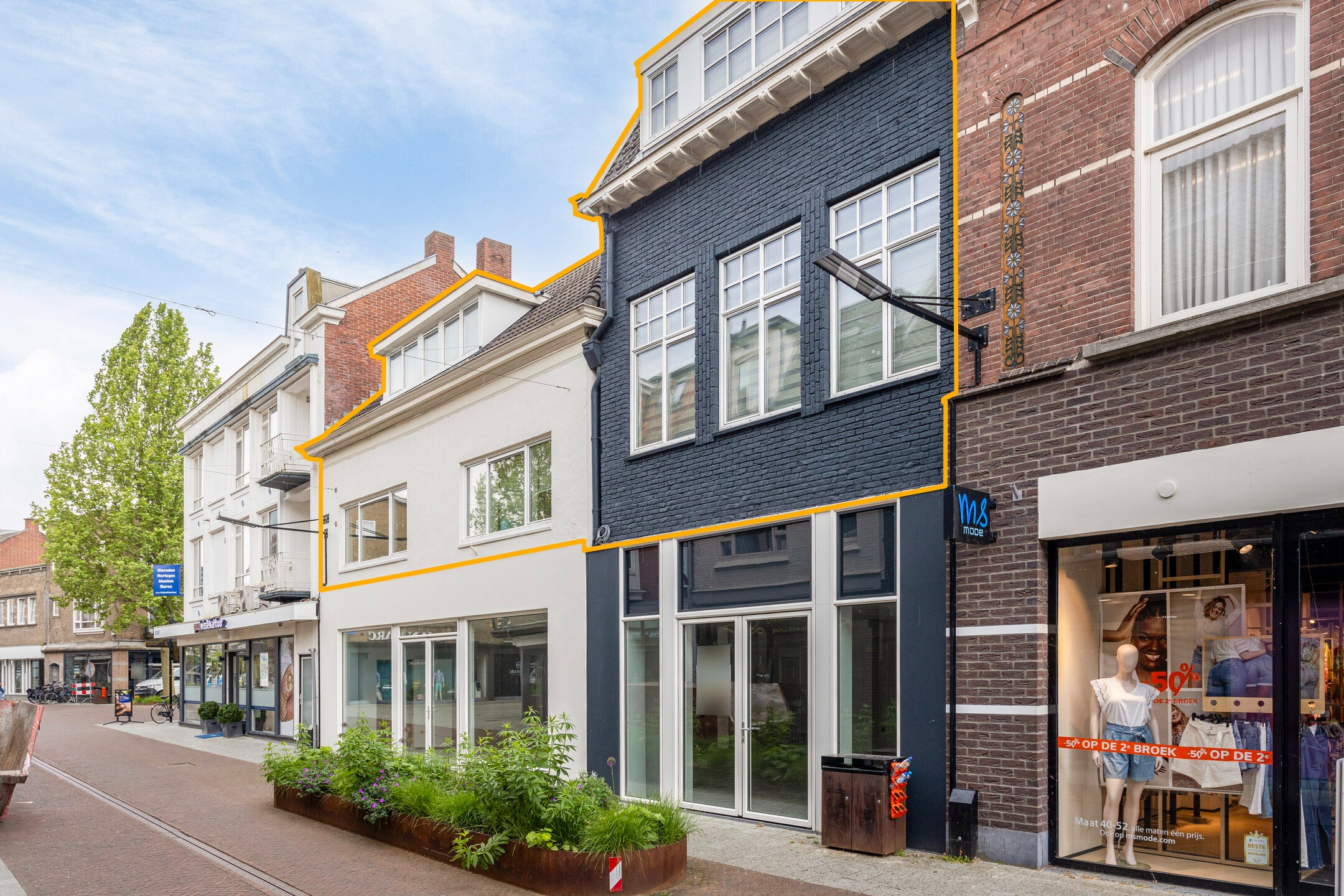 Hengelo, Nieuwsteeg 21 23, 25, 27 & 29 image