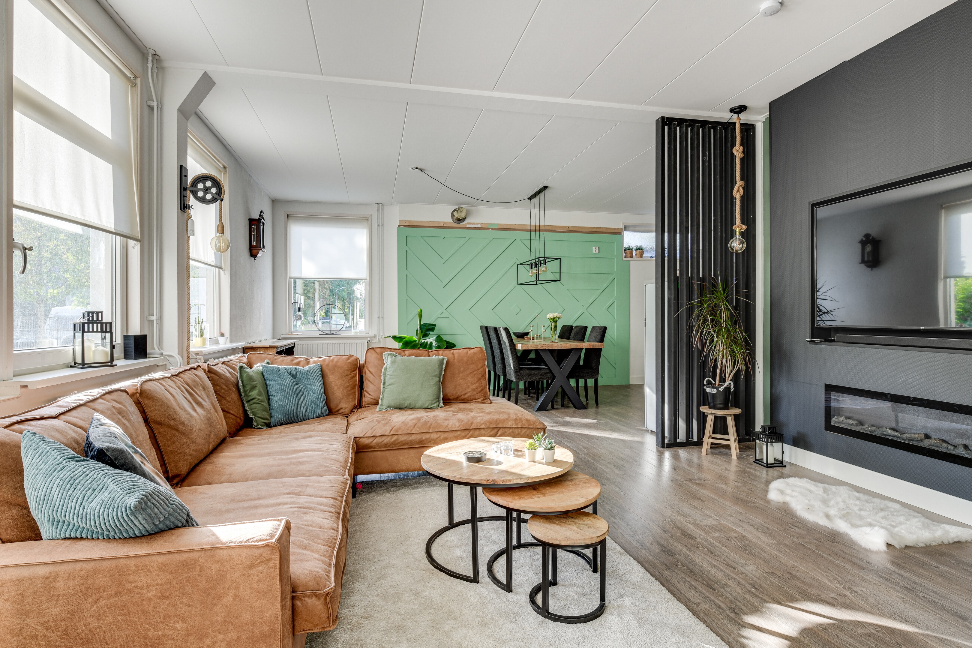 Noord-Scharwoude, Gedempte Achterburggracht 9 & Spoorstraat 2b image