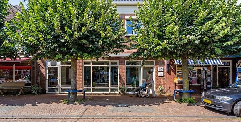 Koudum, Hoofdstraat 12 & 12A image