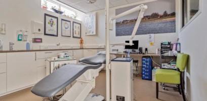 Koudum, Hoofdstraat 12 & 12A image