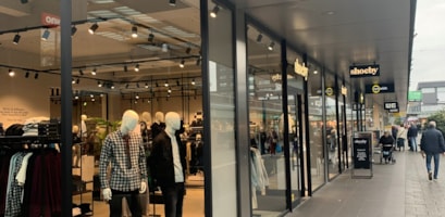 Eindhoven, Winkelcentrum Woensel 40 A, 40B & 40C image