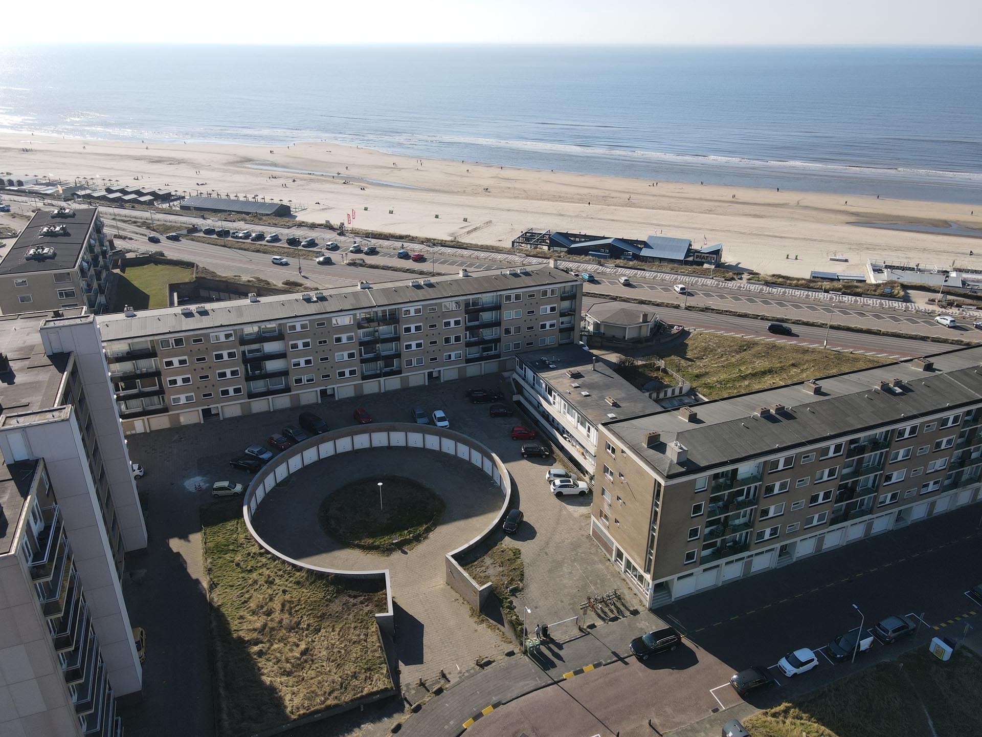 Zandvoort, Tjerk Hiddesstraat 42  t/m 110 image