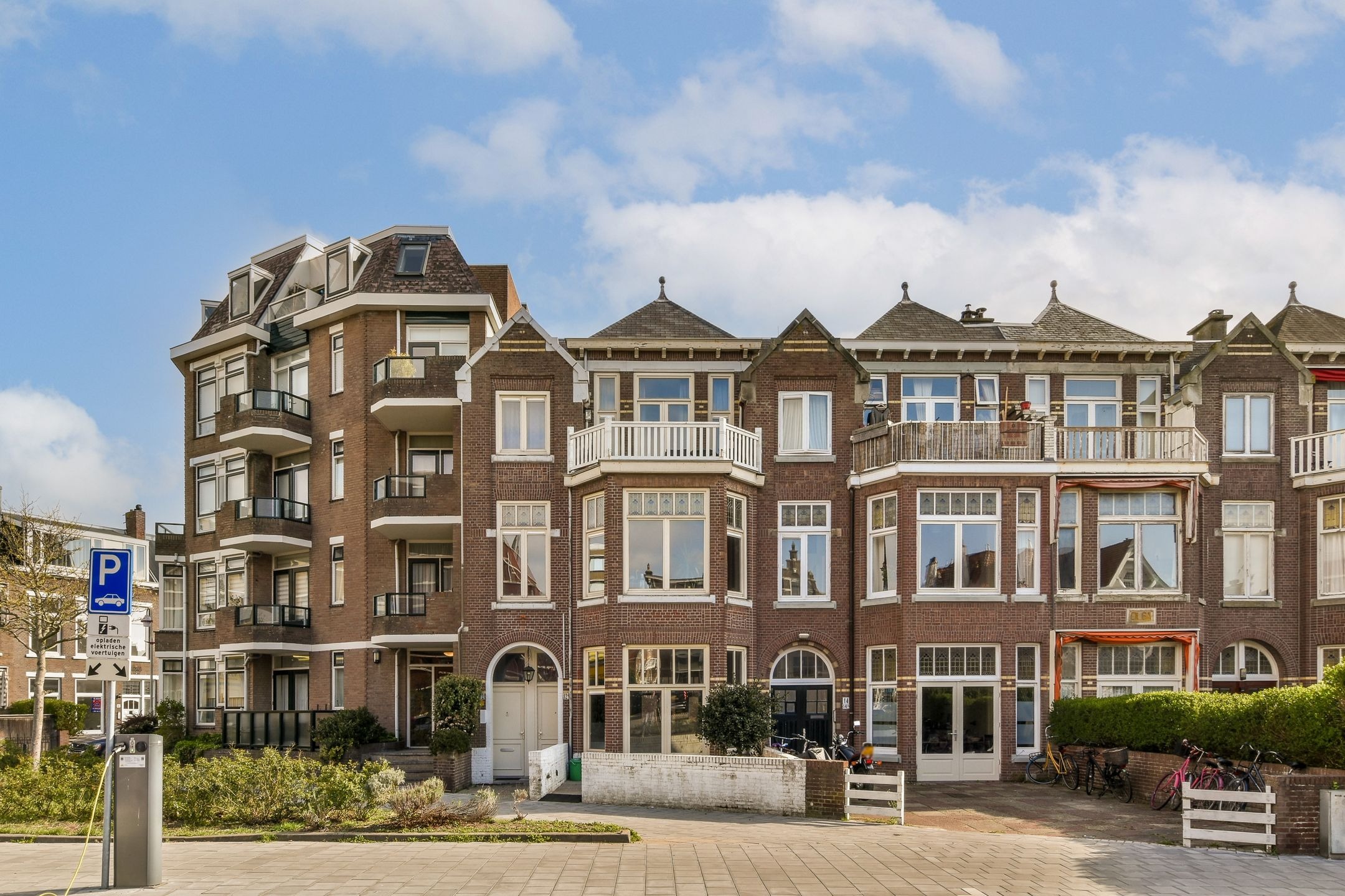 Den Haag, Badhuisweg image