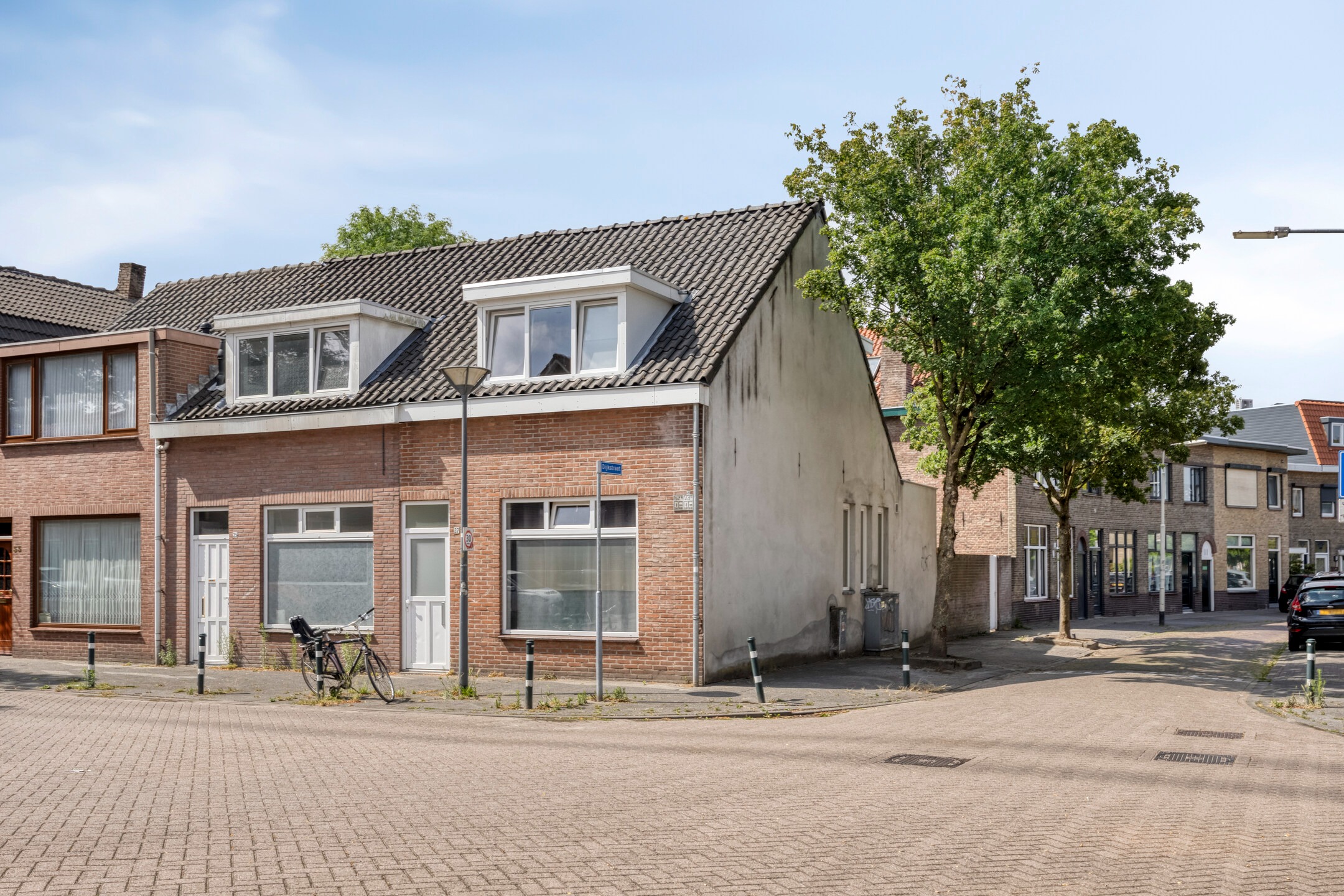 Breda, Dijklaan 37 image