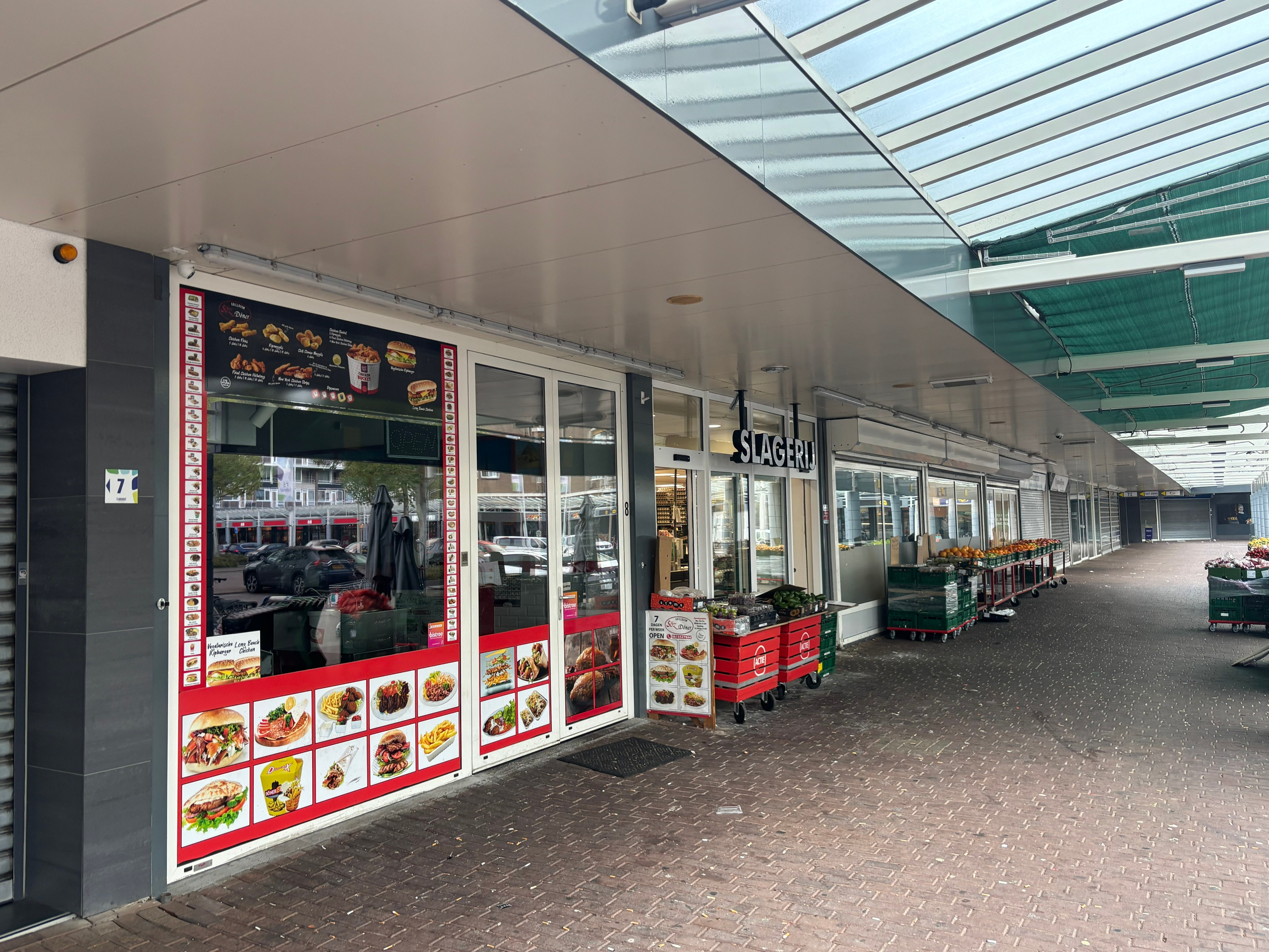 Dordrecht, Van Oldenbarneveldtplein 8 image