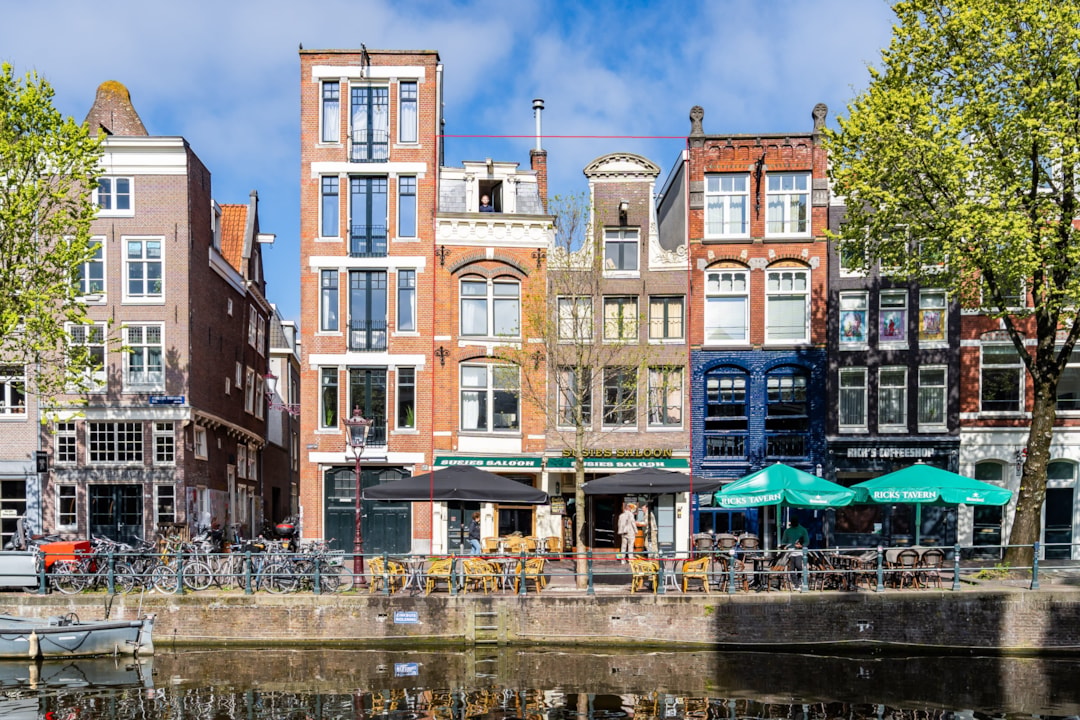 Amsterdam, Oudezijds Voorburgwal 254- 256 Image of Amsterdam, Oudezijds Voorburgwal 254- 256